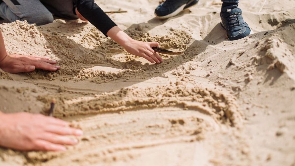 kinderhanden zand