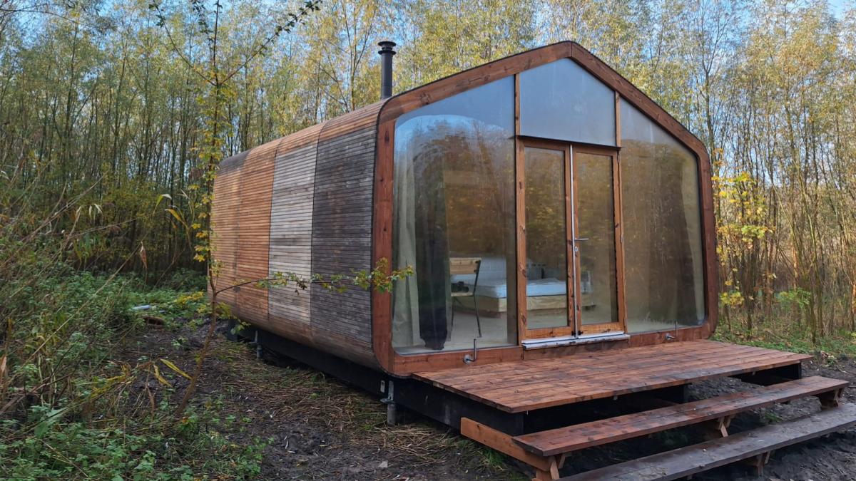 Overnachten in nieuwe cabins in Hollandse Hout