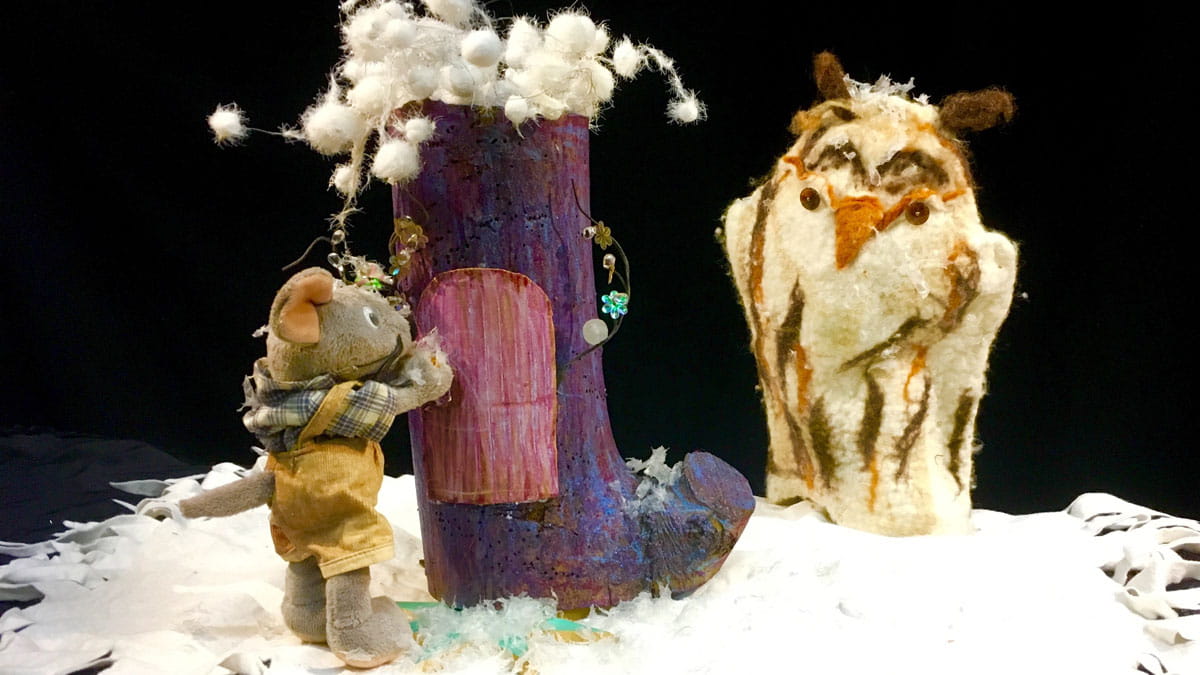 Poppentheater sneeuwpret